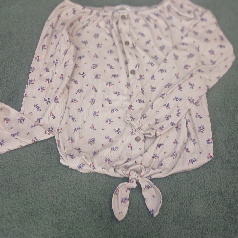 Tie-Hem Floral Button-Down Blouse — Light Pink